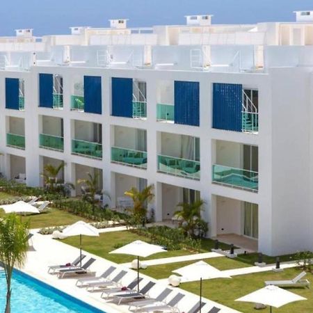 Cana Rock Condos Infinity Pool & Beach Suites Punta Cana Extérieur photo